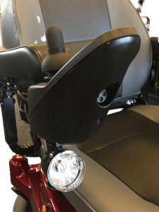 Middelstor handicap Alfa 28 el kørestol_4